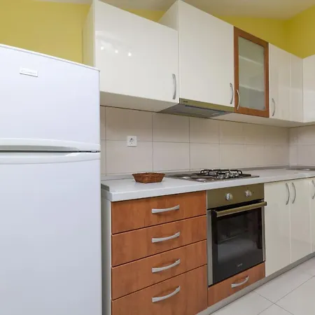 Ivo Apartamento Vrboska