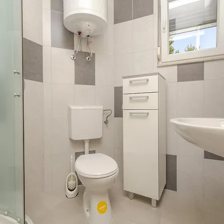 Ivo Apartamento *