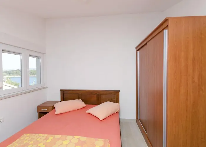 Ivo Apartamento *